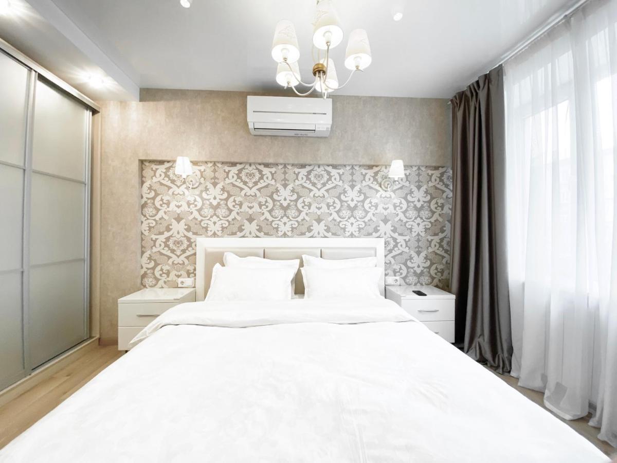 2-Bedroom Apartment Most City Area, Ekaterynoslav Square Dnipro Exterior photo